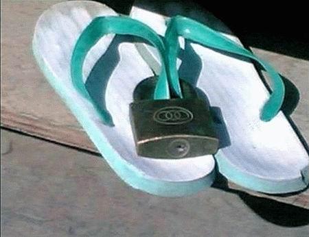 Attention a vos tong cet ete sur la plage - cadenas