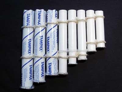 Une flute de pan avec des tampax lol - flute de pan