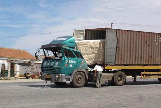 Le conducteur a du prendre cher :s - owned