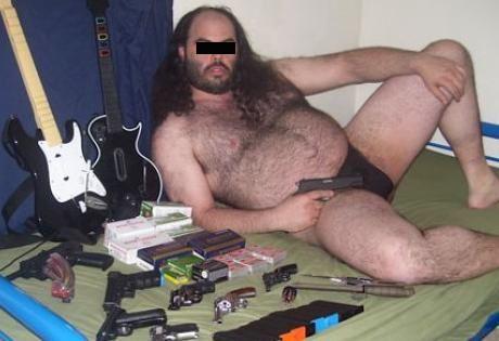 Wow lui c est vraiment un dur lol - so sexy man
