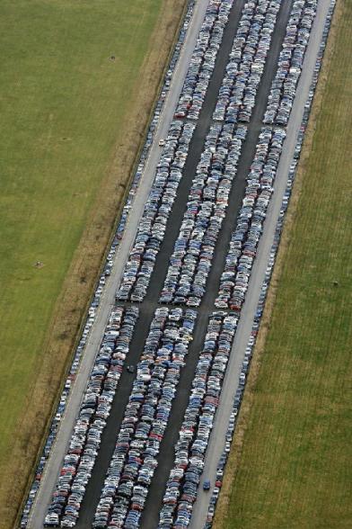 Pas facile de trouver une place - un sacre parking